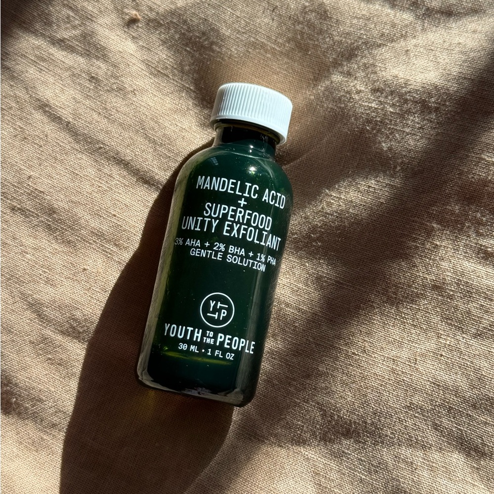 Youth to the People Mandelic Acid + Superfood Unity Exfoliant